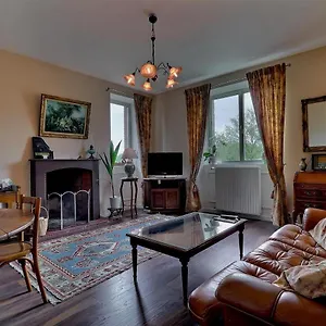https://les-voisins-de-lillet.inbrittany.com